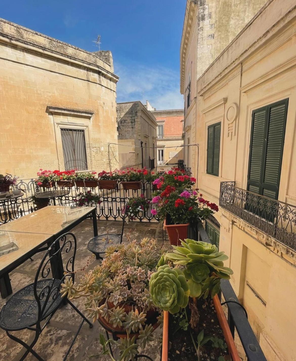 Antica Dimora Dei Nonni Bed & Breakfast Lecce Exterior foto